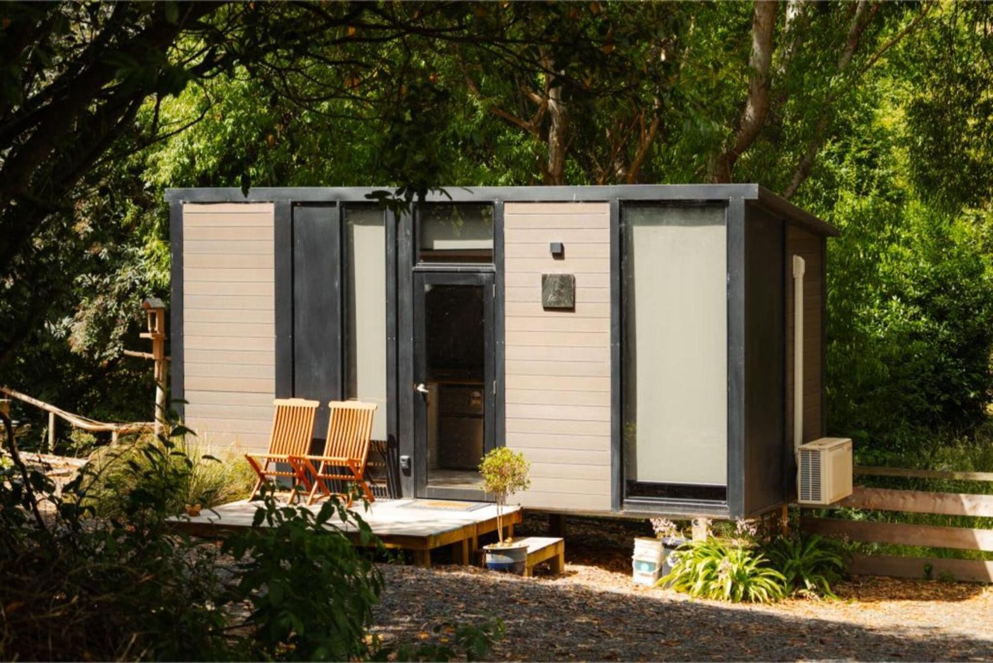 הוילה Owaka Tranquility Tiny House By Tiny Away מראה חיצוני תמונה